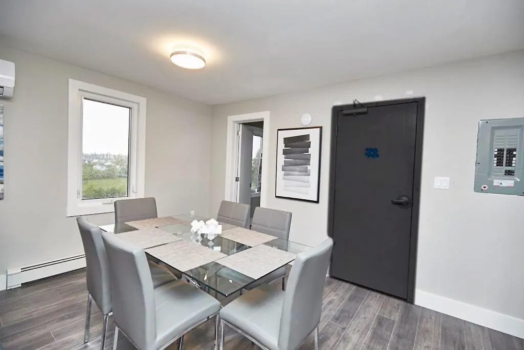 Apartment Clifton Hill Hideaway 4B - Two Bedroom Condo Niagara Falls Canada